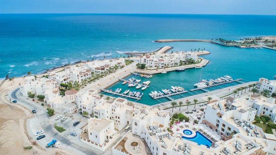 image of jebel sifah