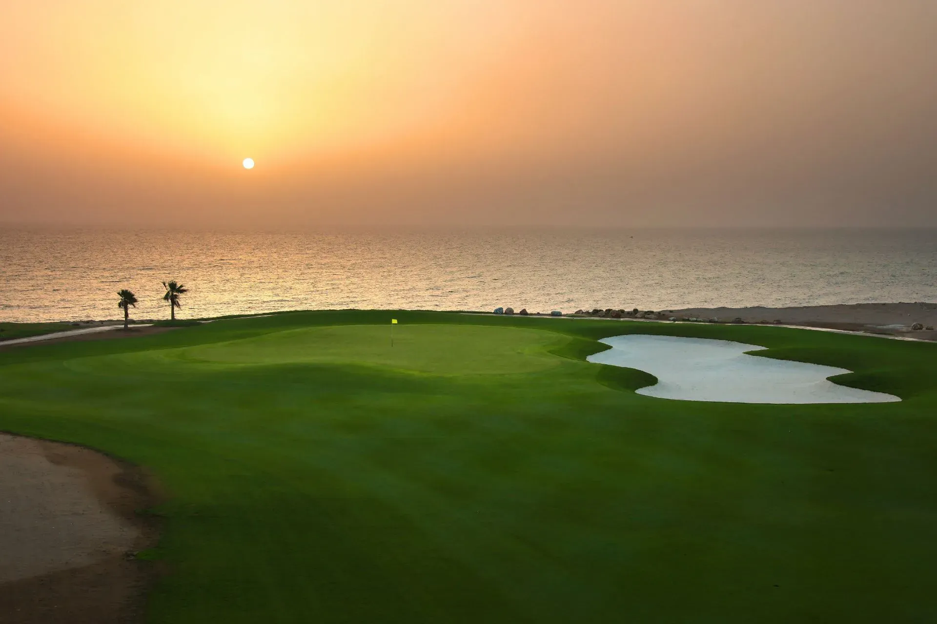 golf at dawn