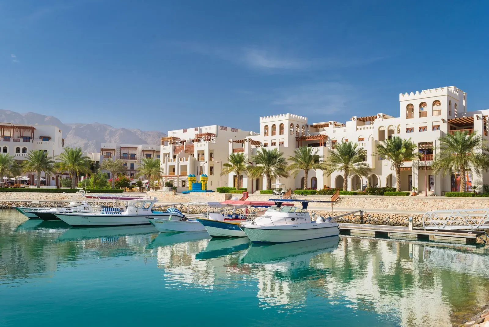 image of jebel sifah
