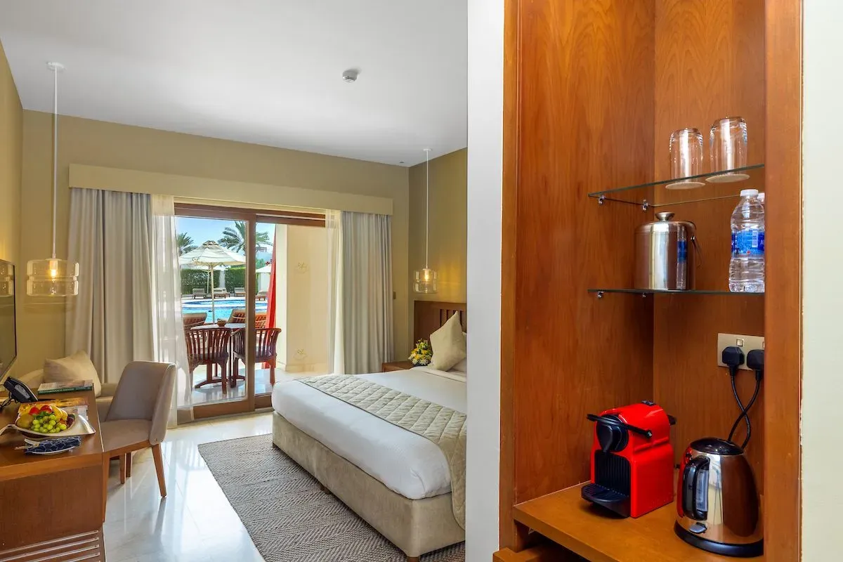 image of jebel sifah