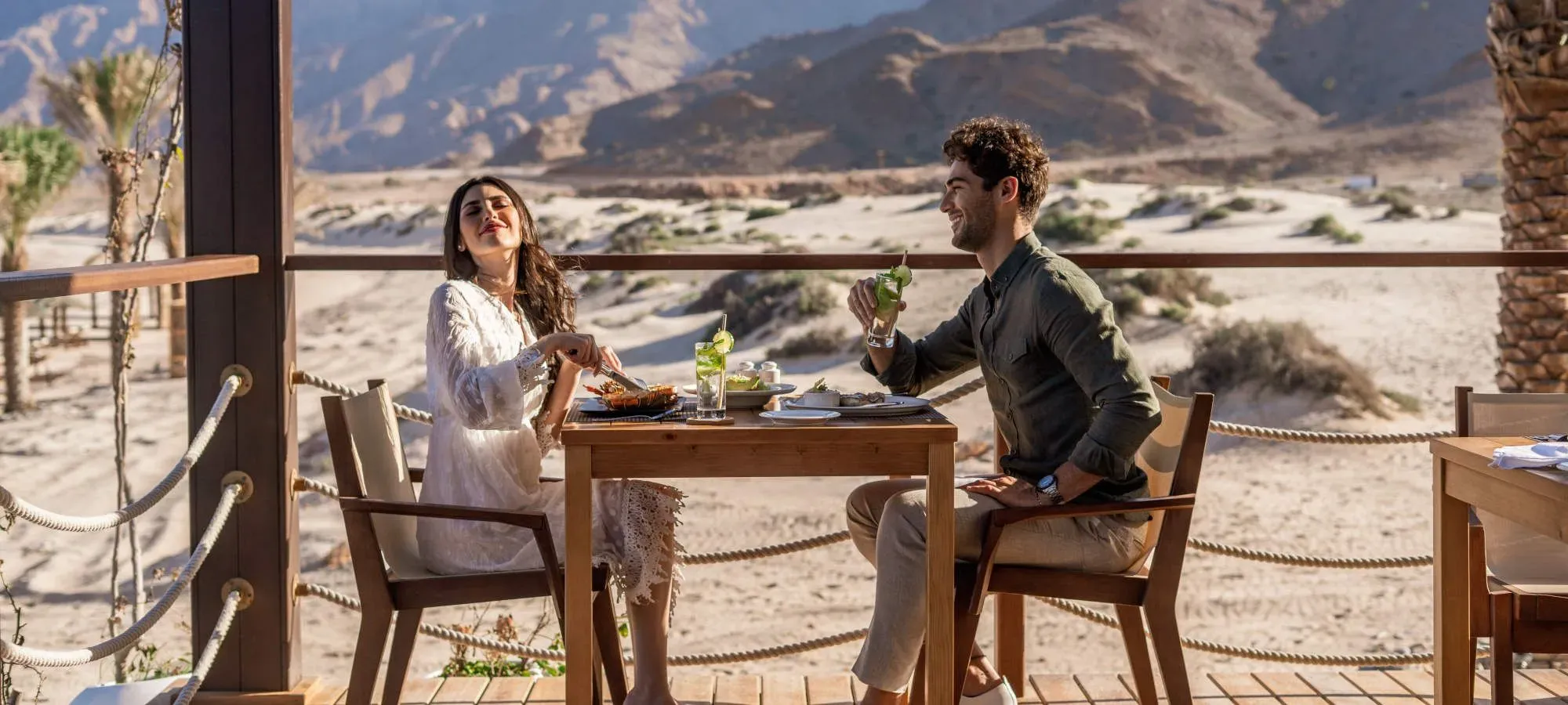 sifawy hotel restaurants