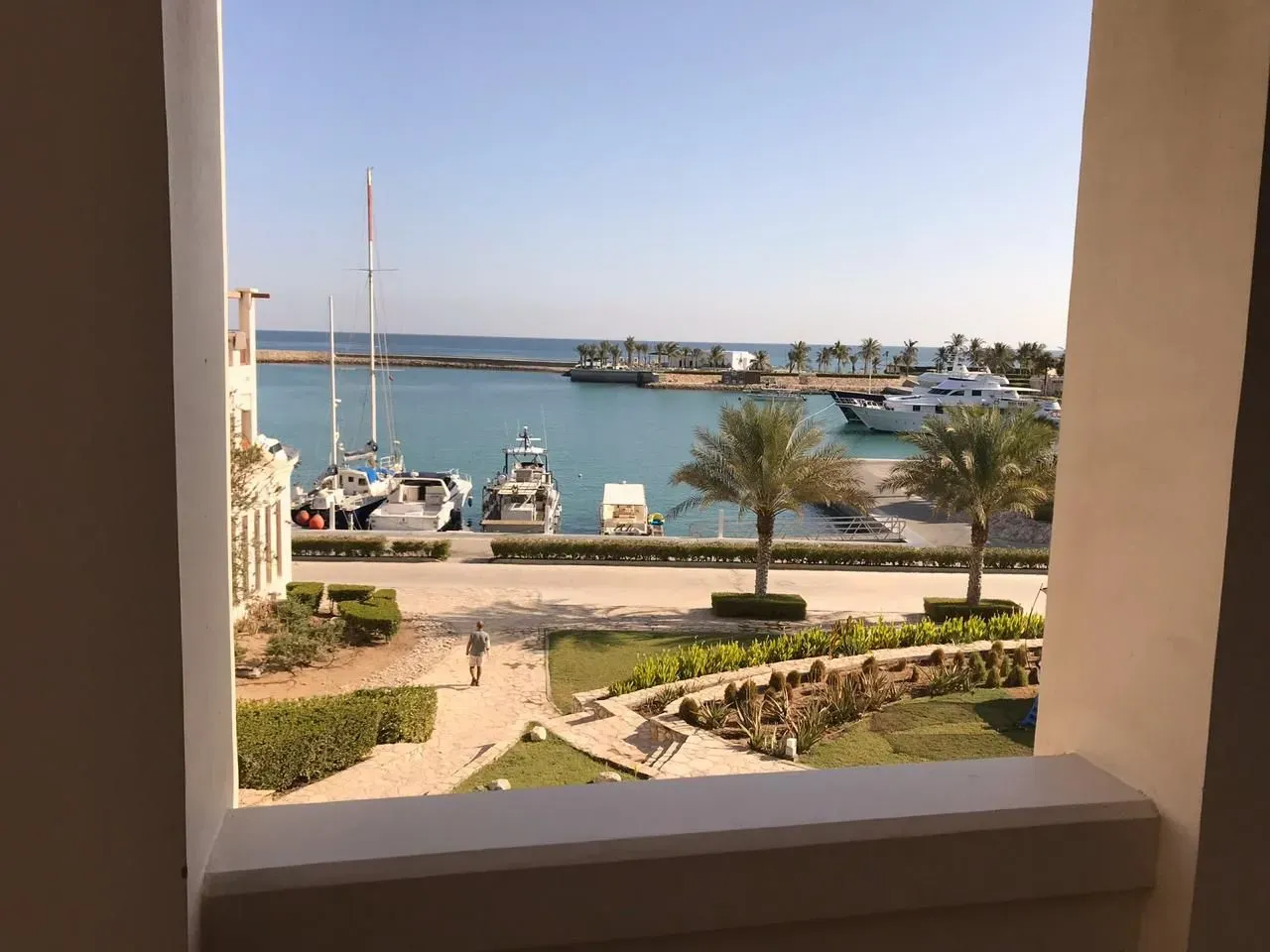 image of jebel sifah