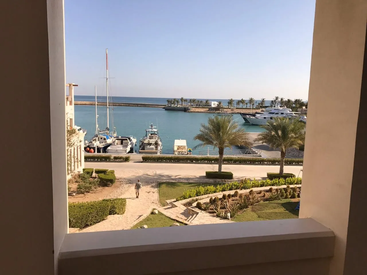 image of jebel sifah